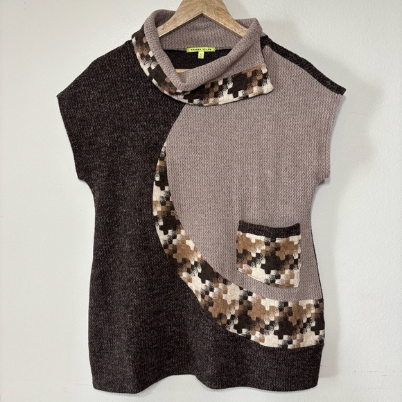 Trisha Tyler Houndstooth Short Sleeve Sweater Top Size M - Picture 1 of 5